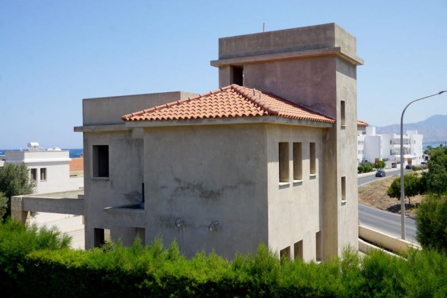 https://www.ktimatagora.com/media/property-images/126477-seaside-villa-at-latchi-neo-chorio-paphos_full.jpg