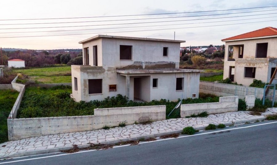 https://www.ktimatagora.com/media/property-images/136110-incomplete-houses-in-anogyra-limassol_full.jpg
