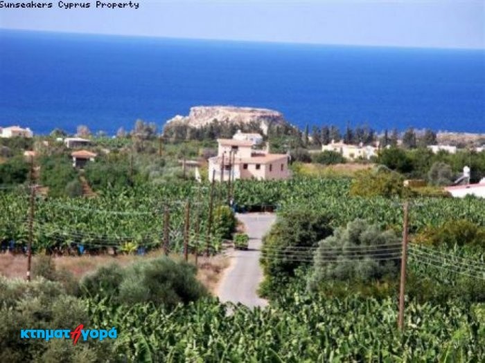 https://www.ktimatagora.com/media/property-images/63149-a-four-bedroom-luxury-villa-with-stunning-views-in-agios-georgios_full.jpg