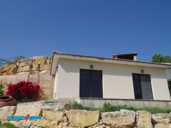 https://www.ktimatagora.com/media/property-images/63592-rocky-cliff-view-three-bedroom-bungalow-for-sale-in-episkopi_full.jpg
