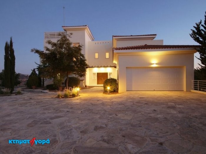 https://www.ktimatagora.com/media/property-images/64015-a-grand-six-bedroom-villa-in-secret-valley-is-for-sale_full.jpg