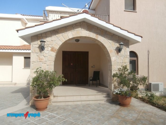 https://www.ktimatagora.com/media/property-images/67839-a-remarkable-four-bedroom-villa-in-letymvou-is-for-sale_full.jpg
